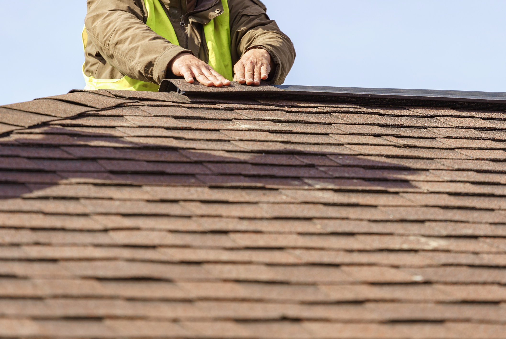 installing element of tile roof